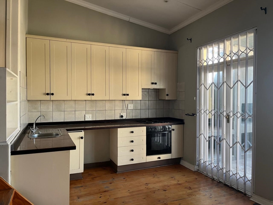 To Let 2 Bedroom Property for Rent in Richmond Hill Eastern Cape
